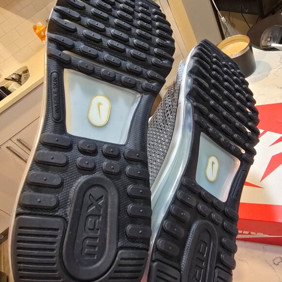 Nike Air Max 2013 Metallic Silver Pewter Phantom Gold HJ7901-095 SZ 10.5 Men's - Picture 8 of 13